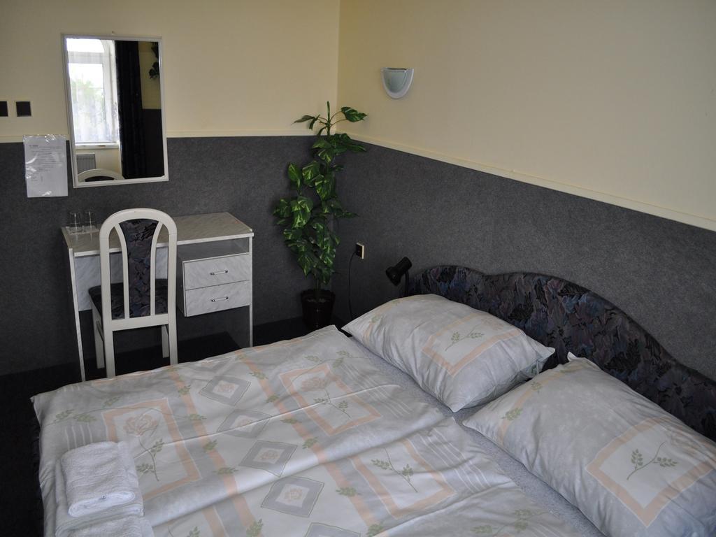 Hotel Wertheim Praga Habitación foto